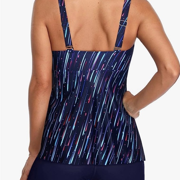 Women’s 2-pc Tankini Swimsuit. NWOT. Sz: Med. - Picture 2 of 3